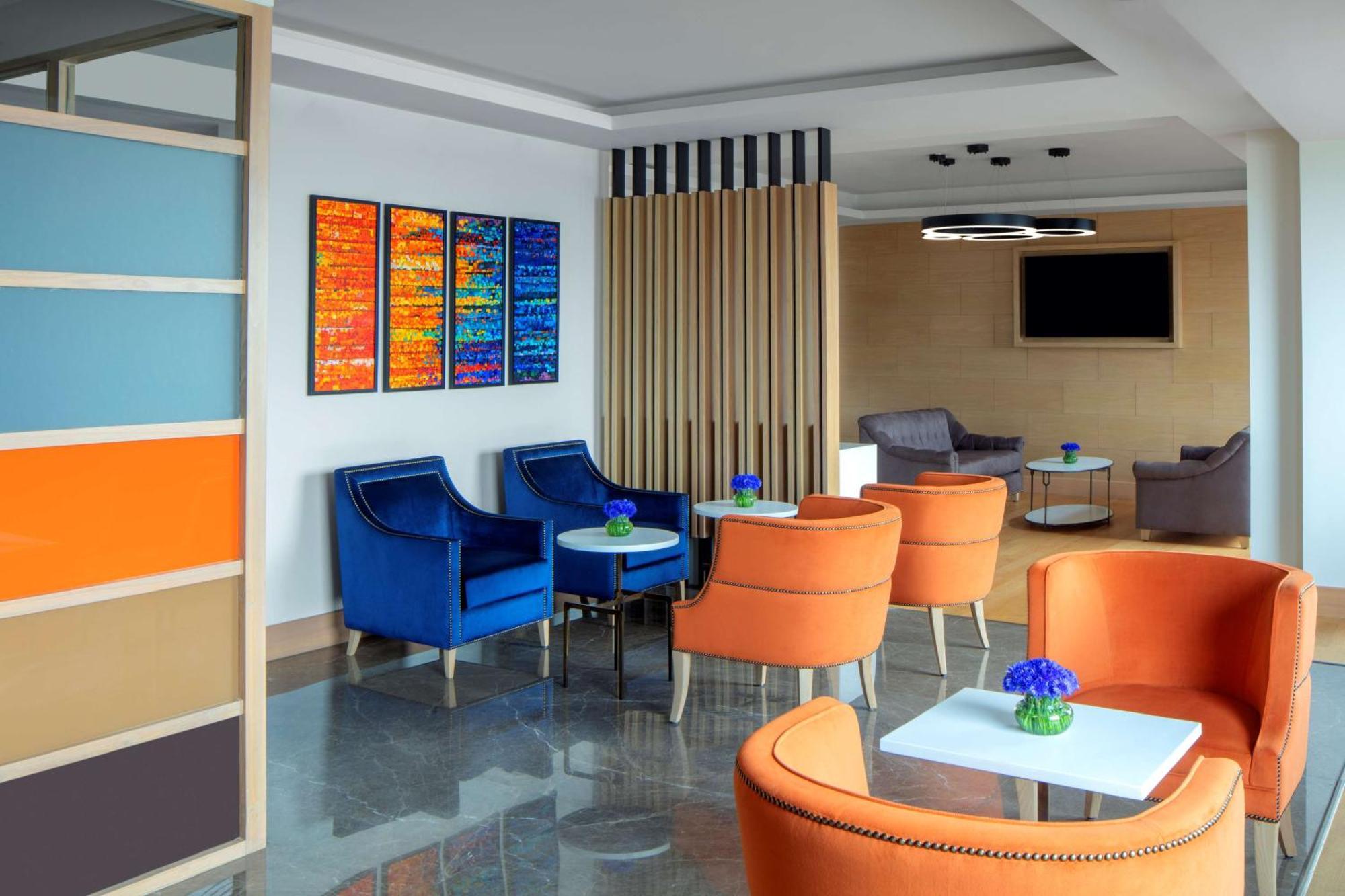 เรดิสัน คุรุคราม อุทโยค วิหาร Hotel คูร์เคาน์ ภายนอก รูปภาพ